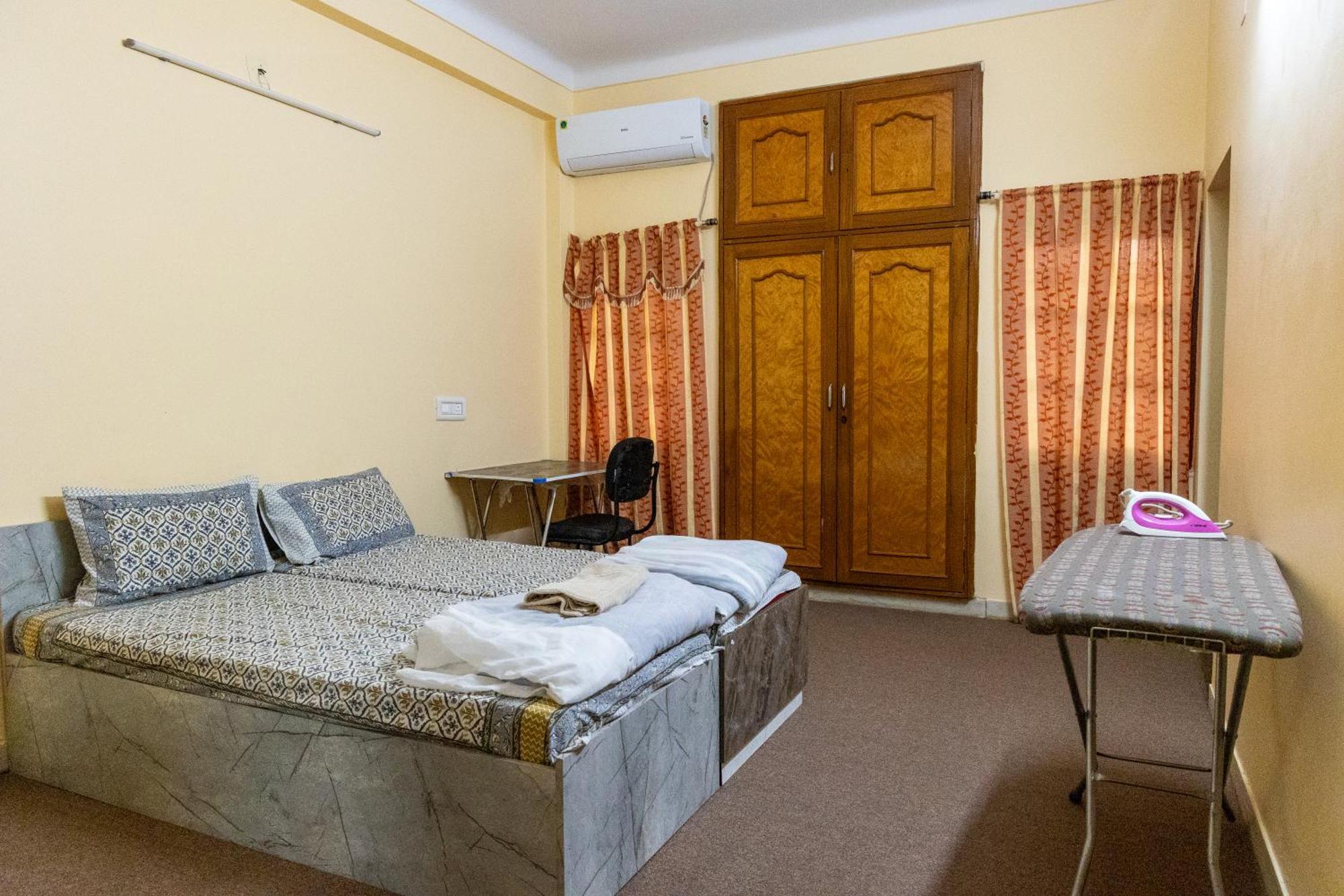 Burhani Manzil A Premium 2bhk Accomodation By Epitome-stays