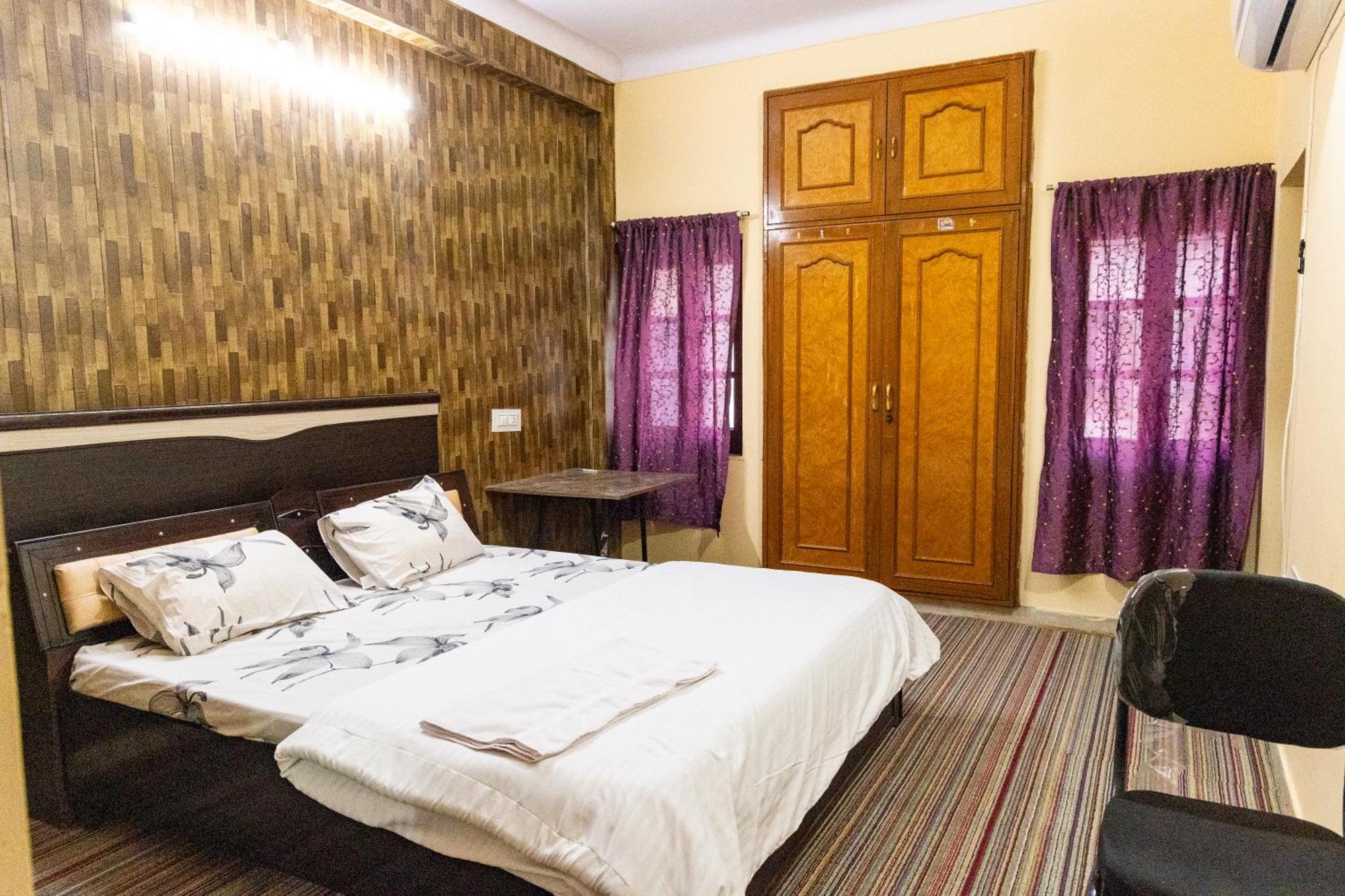 Burhani Manzil A Premium 2bhk Accomodation By Epitome-stays *